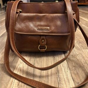 Strada Tan Leather Shoulder Bag